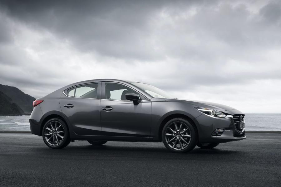  Mazda3 SP25 Astina Sedan (BM) 2016 года  (AU) (фото 27 из 56)